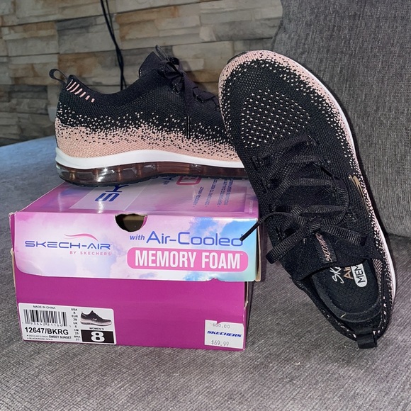 Only worn once, no stains or damage - Picture 3 of 3